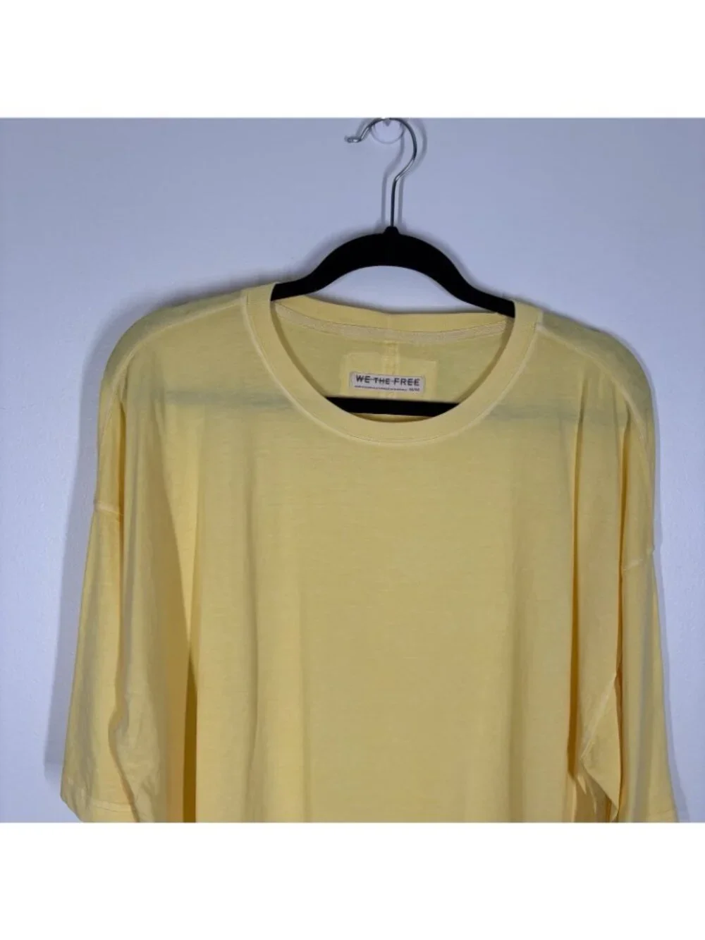 We The Free Women M Yellow Short Sleeve Perfect Oversized Crewneck Tee NWOT - Picture 7 of 13